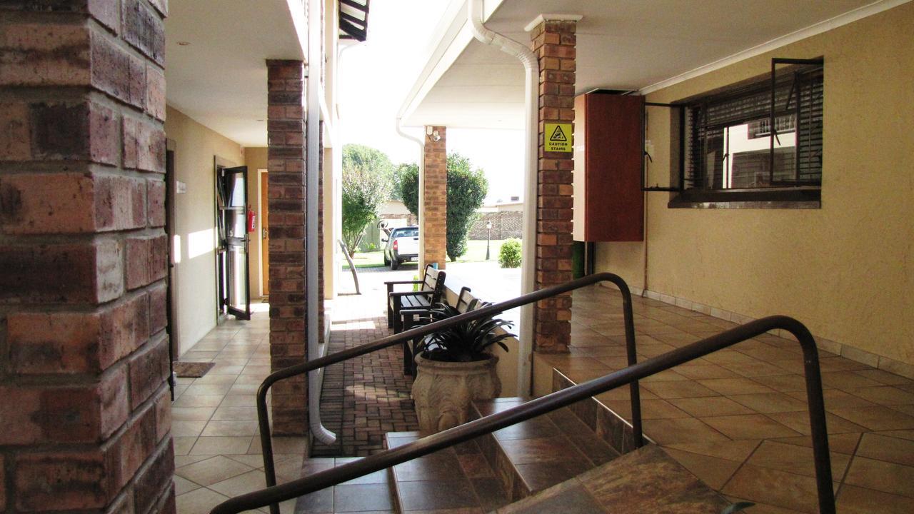 Bel Air Guest House Piet Retief Εξωτερικό φωτογραφία